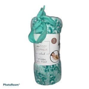 Cozy Corner Green Leopard Fleece Pajama Pants NWT